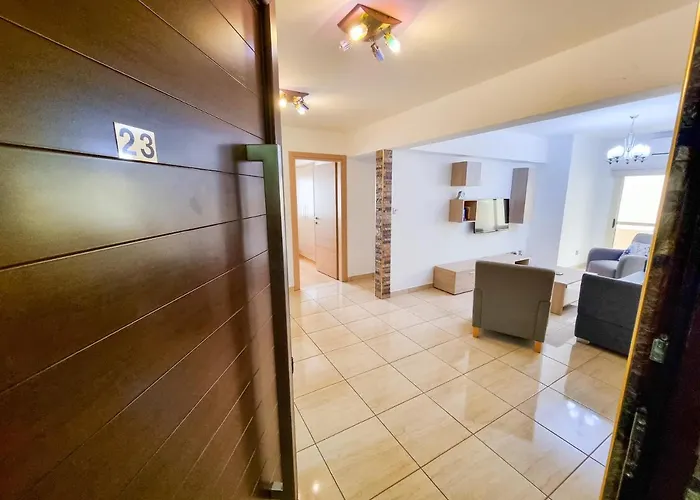 ホームステイ Sunbay ラルナカ